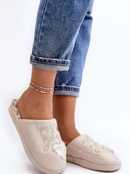 Slippers model 189099 Step in style