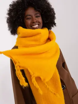Shawl model 190577 AT