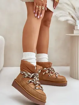 Snow boots model 202208 Step in style