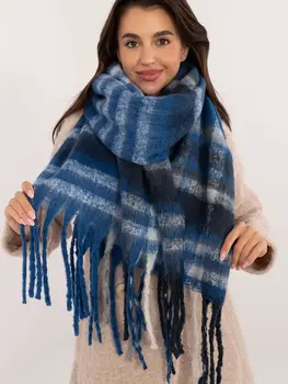 Shawl model 203172 AT