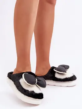 Slippers model 204947 Step in style