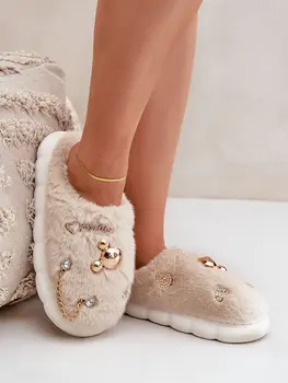 Slippers model 204957 Step in style
