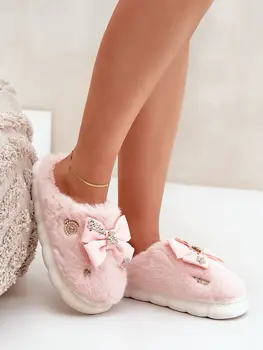 Slippers model 204958 Step in style