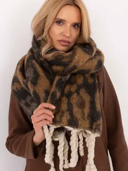 Shawl model 205961 AT