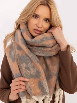 Shawl model 205964 AT