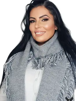 Shawl model 205627 Kamea