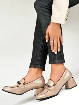 Heeled low shoes model 186506 PRIMO Wholesale Clothing Online, Women`s Fashion, Shoes, Lingerie & Underwear - Matterhorn