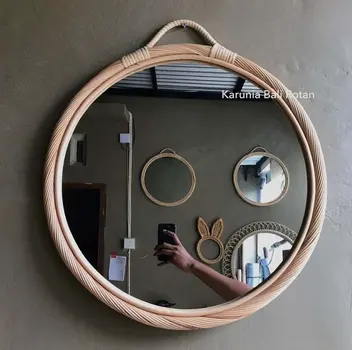 Round Rattan Mirror