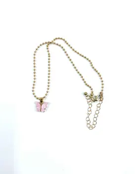 Collar mariposa rosa