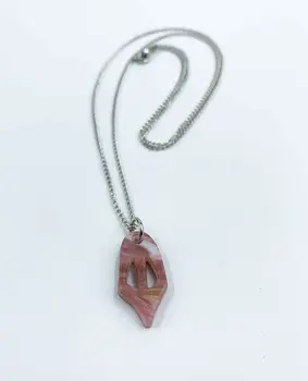 Collar fantasma rosa