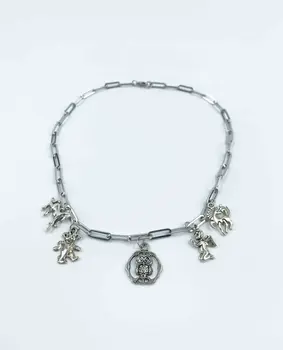 Collar trois motifs