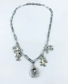 Collar trois motifs