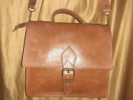 Bolso fez mariconera asa doble