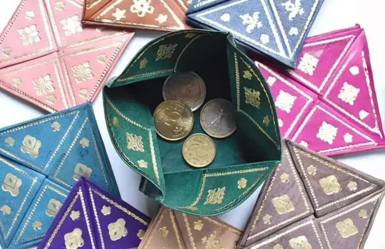 Monedero dorado de marruecos