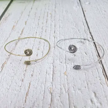 Pulseras de laton