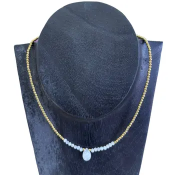 Collares de mujer de Tailandia
