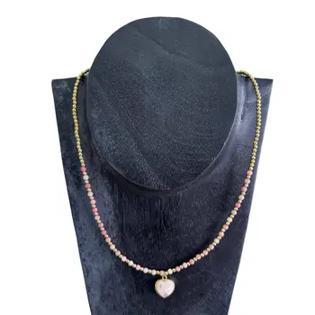 Collares de mujer de Tailandia