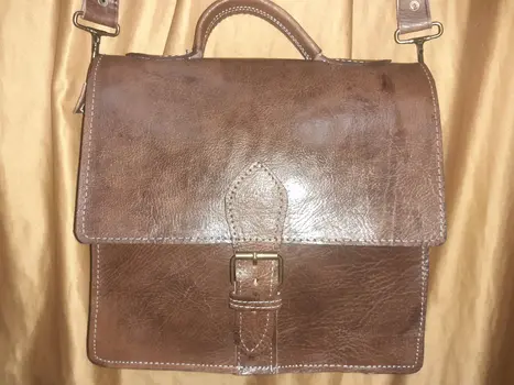 Bolso fez mariconera asa doble