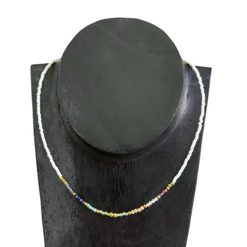 Collares de mujer de Tailandia