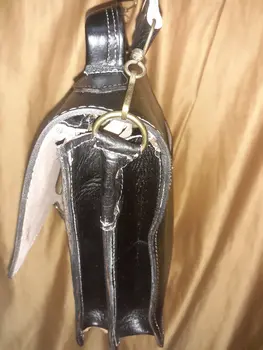 Bolso fez mariconera asa doble