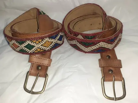 Cinturón de cuero con Kilim