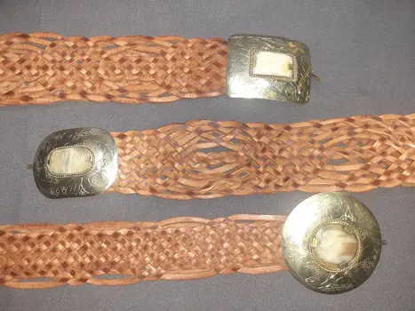 Cinturón chapa estrecho