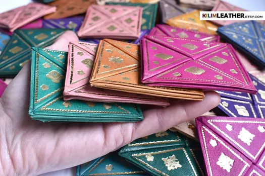 Monedero dorado de marruecos