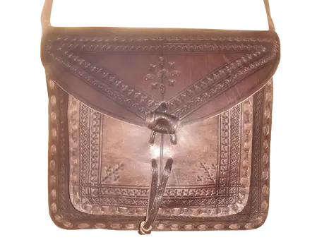 Bolso labrado con cordon