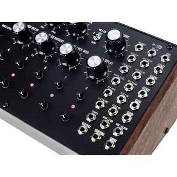 Keyboard Moog MOD-DFAM-02