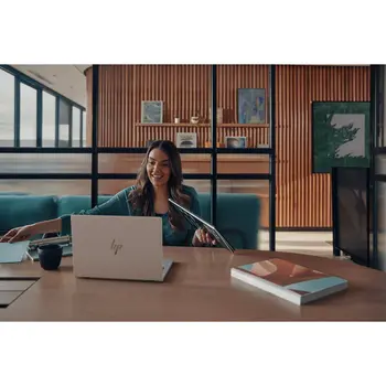 Laptop HP 9G0W8ET