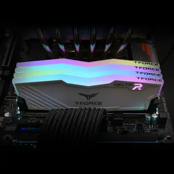 RAM Memory Team Group TF4D432G3200HC16FDC01 32 GB DDR4 3200 MHz CL16