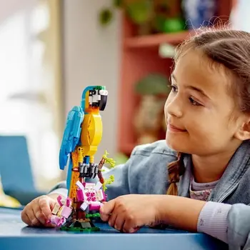 Construction set Lego Creator 31136 Exotic parrot with frog and fish 3-in-1 253 Pieces