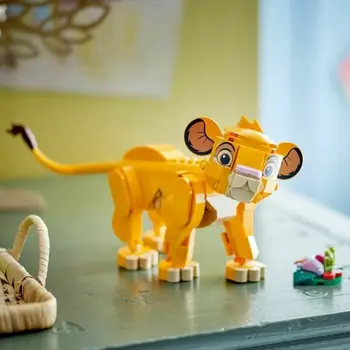 Construction set Lego Disney 43243 The Lion King - Simba Multicolour 222 Pieces