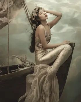 Mermaid Resting on Voyage Art Print - 8"x10" Artwork