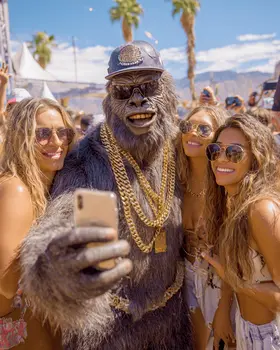 Bigfoot Party Selfie Art Print - 8"x10" Artwork