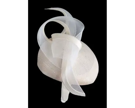 Cream pillbox fascinator by Fillies Collection