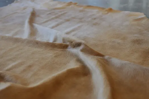 6' X 7' Golden Brown Cowhide Area Rug