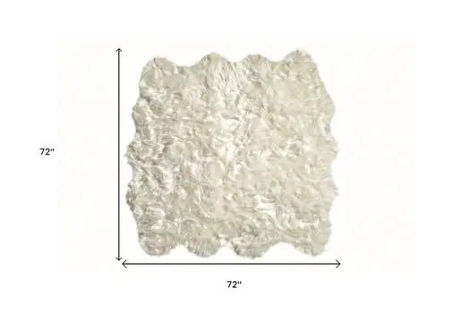 6' X 6' Off White Faux Fur Area Rug