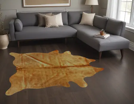 5' X 7' Tan Cowhide Area Rug