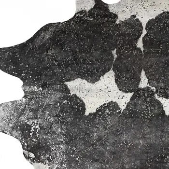 6' X 7' Black And Silver Cowhide Cowhide Print Area Rug