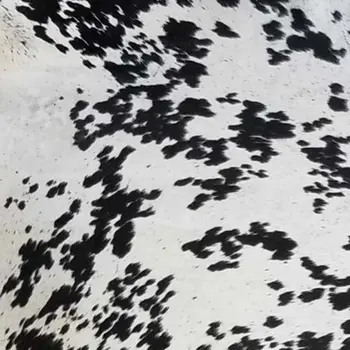 6' X 7' Black And White Cowhide Handmade Area Rug