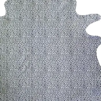 6' X 7' Black And White Cowhide Handmade Area Rug