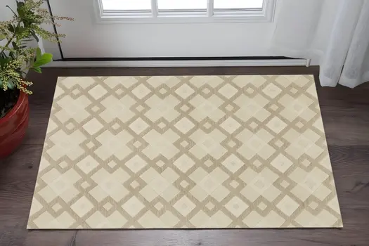 3' X 5' Ivory Geometric Diamonds Wool Area Rug
