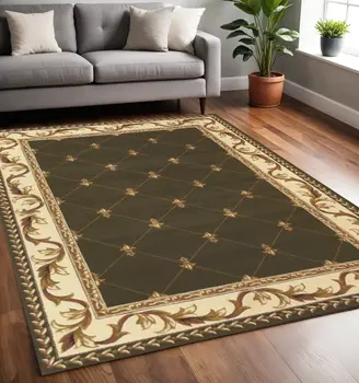 5' X 8' Green And Ivory Floral Vines Area Rug