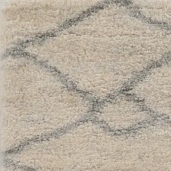 5' X 8' Ivory And Gray Chain Area Rug