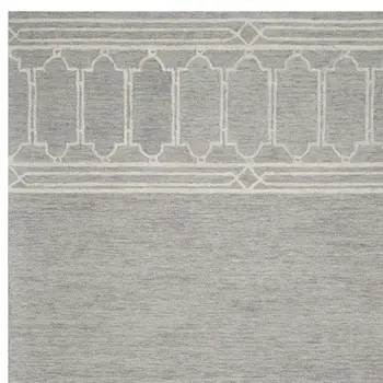 5' X 7' Gray And Ivory Wool Geometric Hand Hooked Area Rug