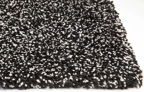 5' X 7' Black Shag Hand Woven Area Rug