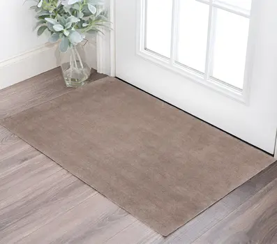 2' X 4' Beige Indoor Shag Rug