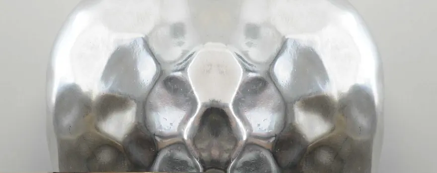 Delicious Hammered Finish Apple Statue