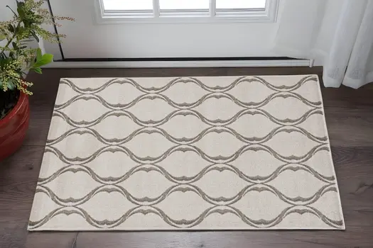 2' X 3' Sand Wavy Line Pattern Accent Rug